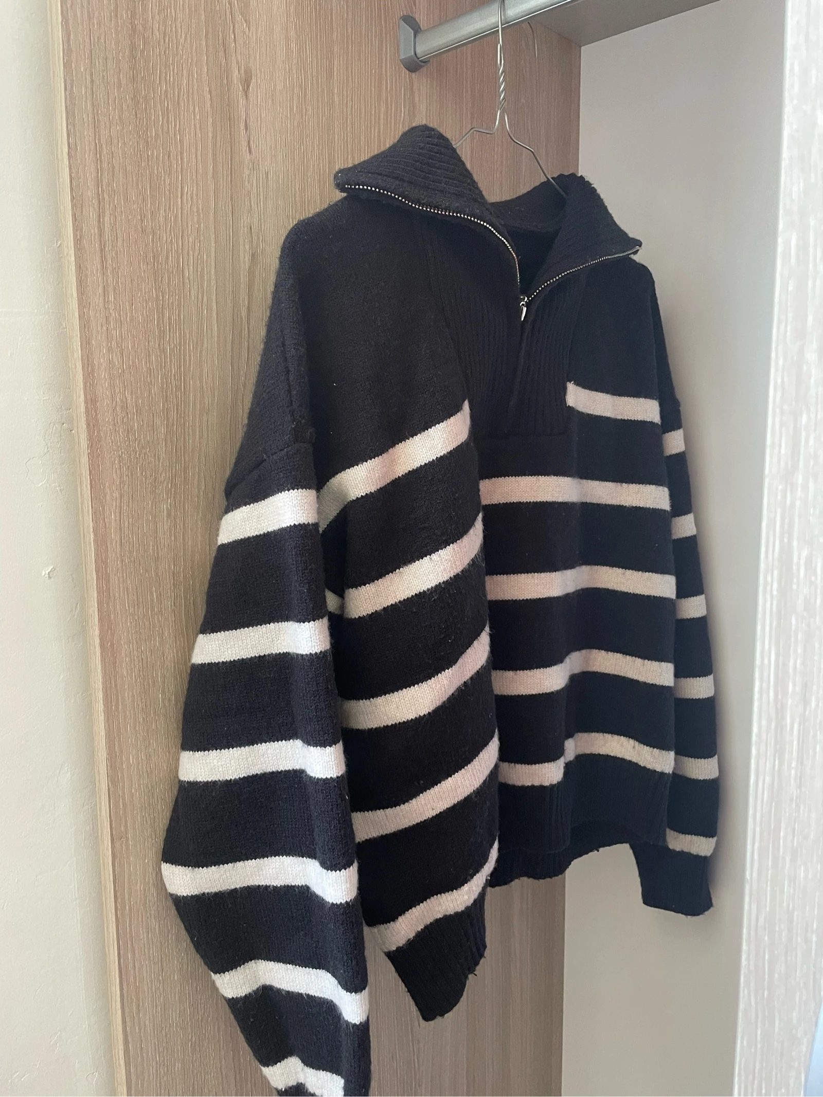 Pull à demi-zip